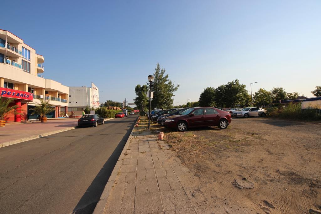 Menada Apartments In Солнечный берег Экстерьер фото