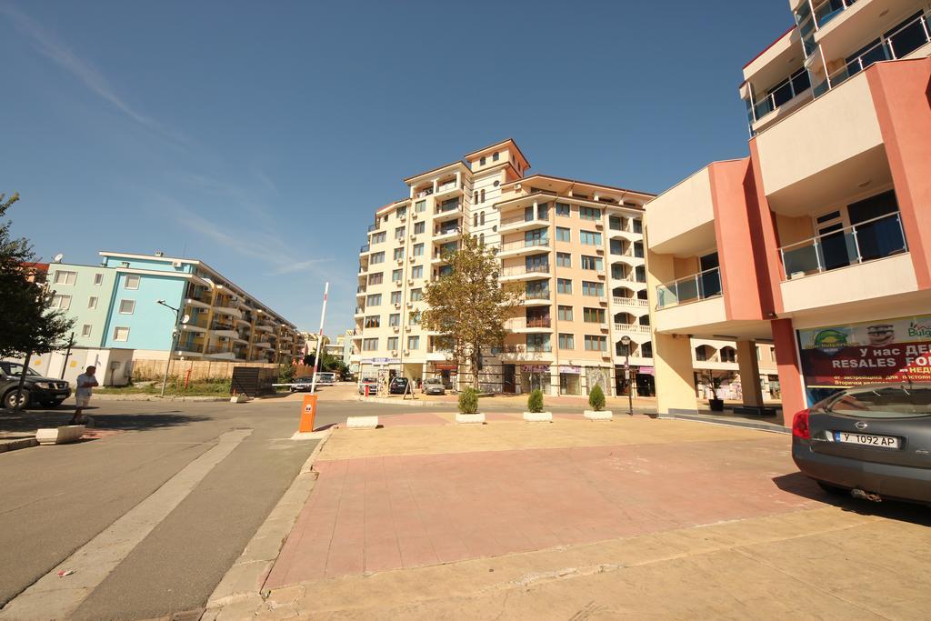 Menada Apartments In Солнечный берег Экстерьер фото