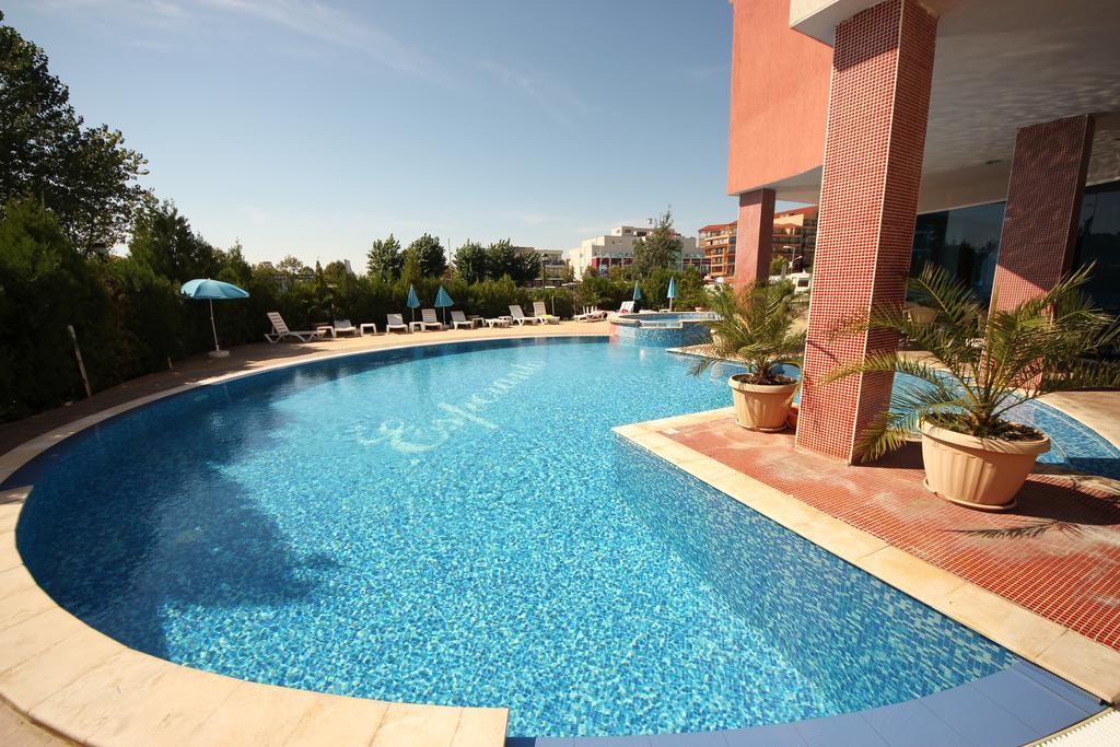 Menada Apartments In Солнечный берег Экстерьер фото